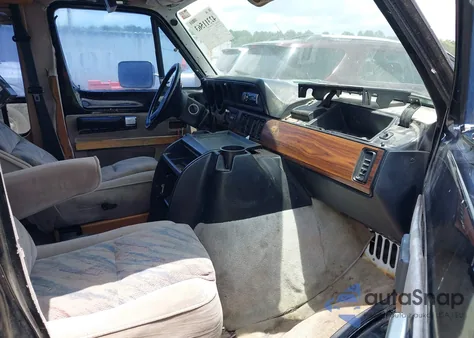 1993 Dodge Ram Van B250 z USA, uszkodzony, nr VIN 2B6HB21Y0PK510715